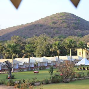 The Ummaid Bagh Resort